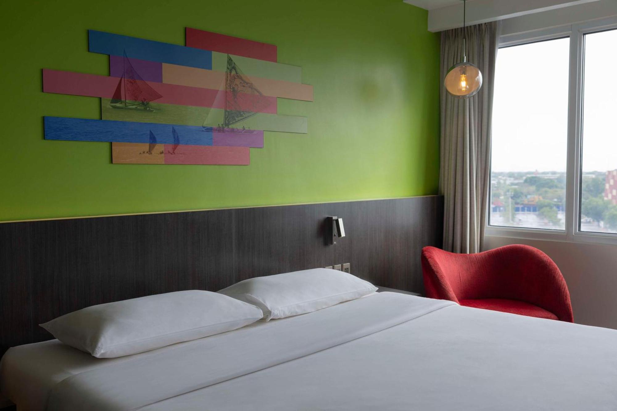 Park Inn By Radisson Iloilo Exterior foto
